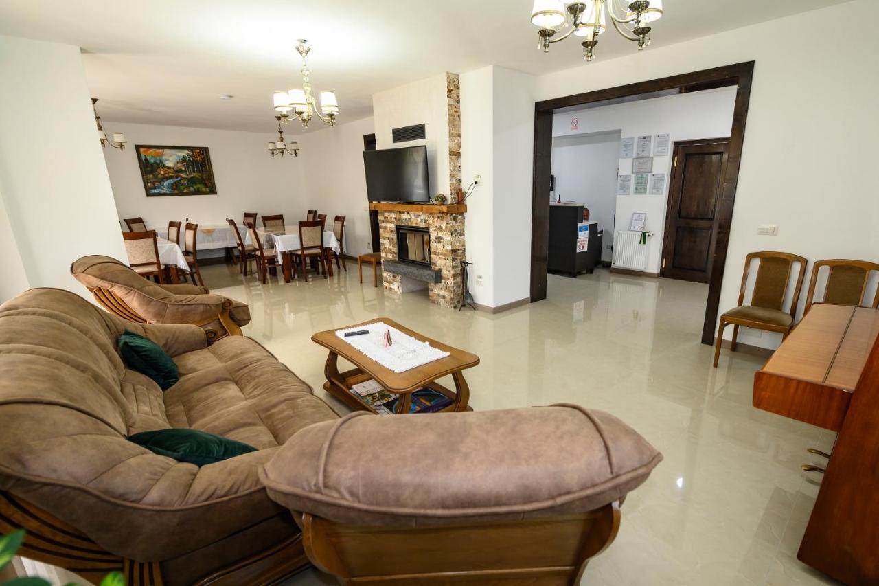 Pensiunea ARMONIA Valeni  Bagian luar foto